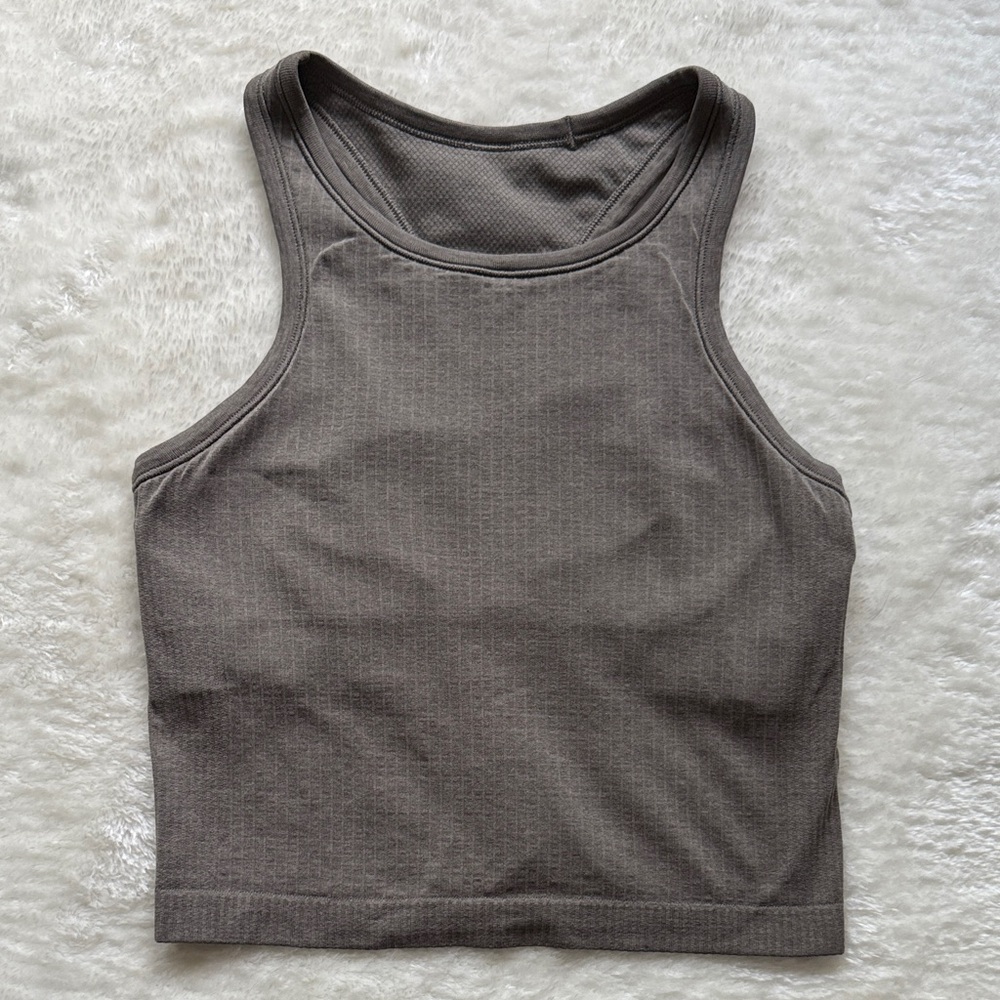 Lululemon Ebb to Street Cropped Tank Size 6 Olive Army Green EUC